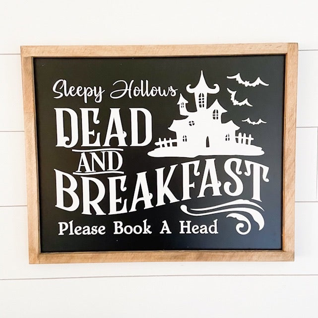 Targa in metallo con scritta Sleepy Hollow Dead And Breakfast Please Book Ahead, 30 x 20 cm, decorazione artistica per esterni, targa vintage per grotte, garage, pub Targa in metallo con scritta Sleepy Hollow Dead And Breakfast Please Book Ahead, 30 x 20 cm, decorazione artistica per esterni, targa vintage per grotte, garage, pub