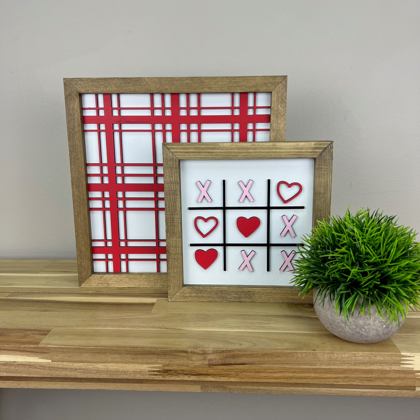 11 inch Red Plaid + 8 inch Tic Tac Toe | Valentine Sign Bundle